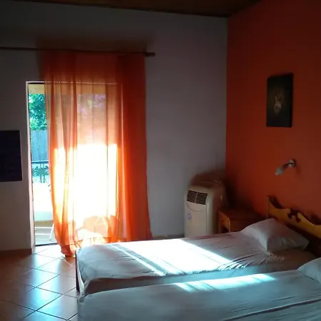 Armonia Studios Agios Georgios (Corfu)