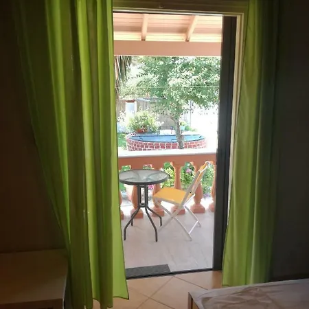 Armonia Studios Lägenhet *
