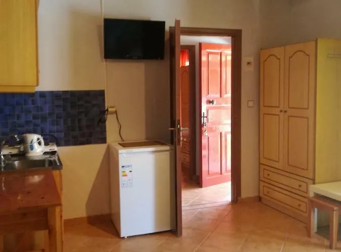 Armonia * Agios Georgios (Corfu)